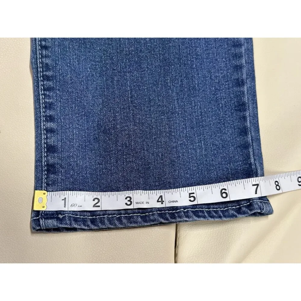 True Religion Geno Jeans Mens 36x32 Light Wash Blue Relaxed Slim Stretch Denim
